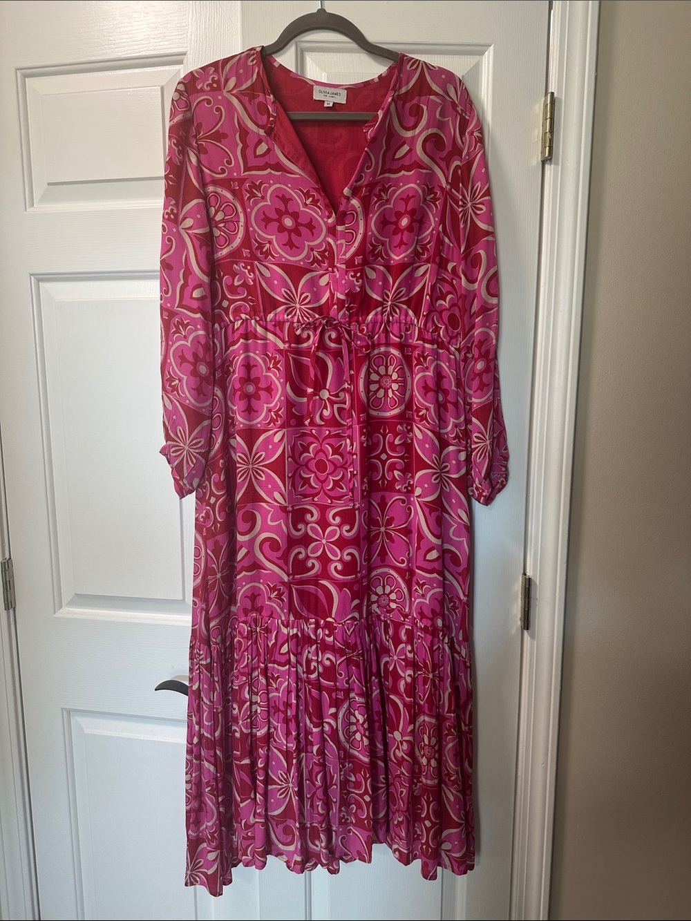 Olivia James The Label Lydia maxi dress in beautiful condition! Fully lined.